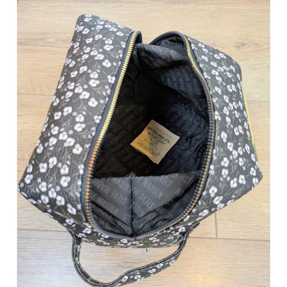 Steve Madden Large Cosmetic Bag Black White Mini Floral Coated Quilted Lined NEW